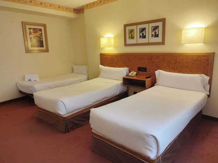 Hotel Sercotel Cuatro Postes
