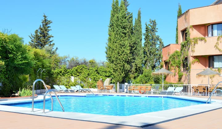 Hotel Porcel Alixares