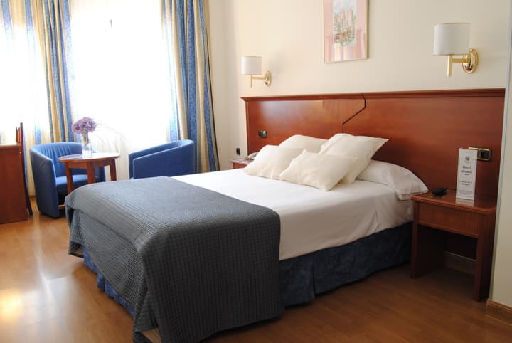 Hotel Porcel Alixares