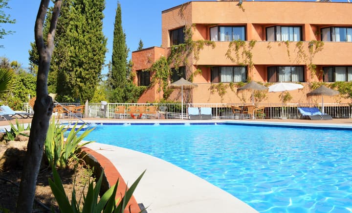 Hotel Porcel Alixares