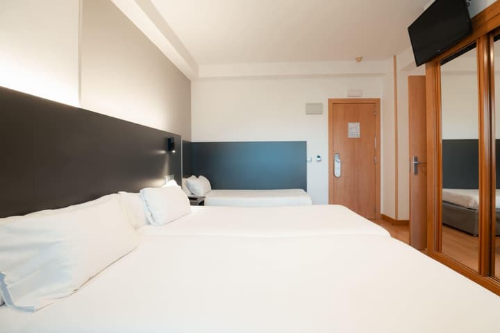 Hotel Sancho Ramírez