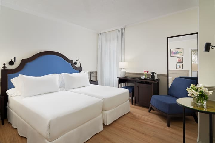 H10 Corregidor Boutique Hotel