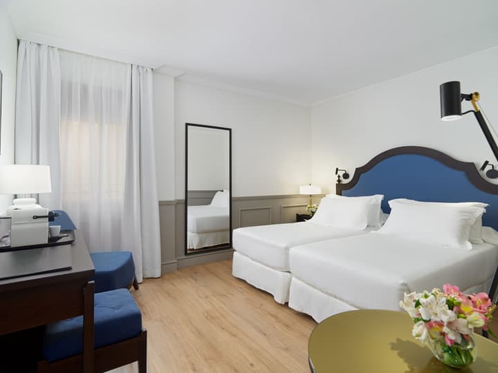 H10 Corregidor Boutique Hotel