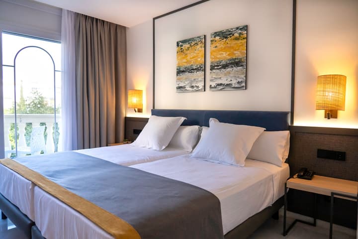 Hotel URH Sitges Playa