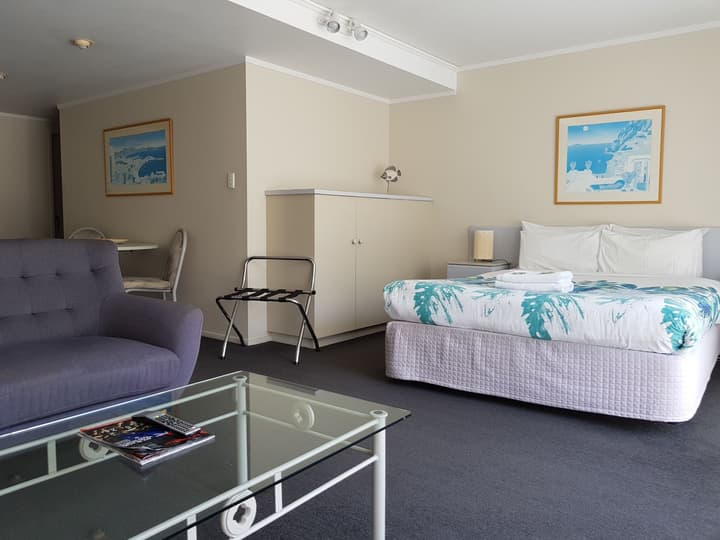 Aloha Seaview Resort Motel
