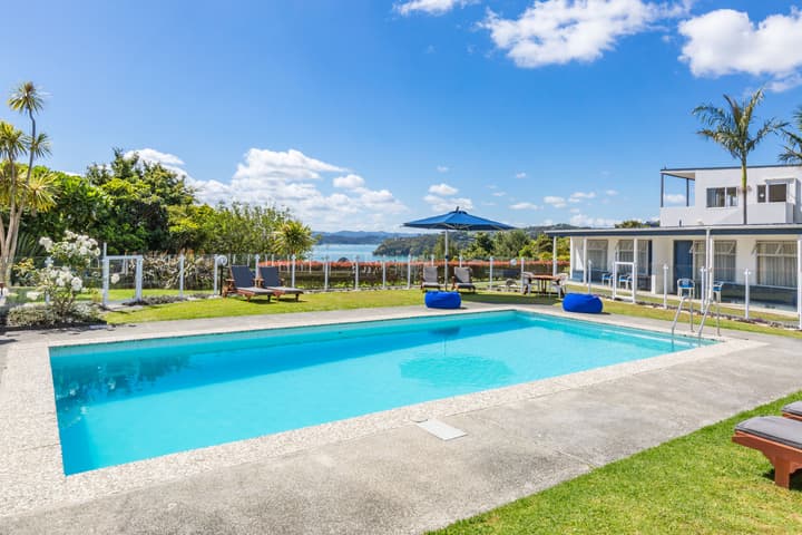 Aloha Seaview Resort Motel