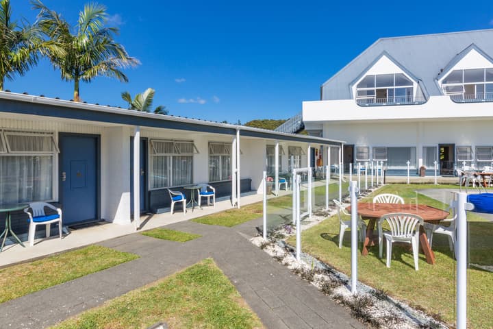 Aloha Seaview Resort Motel