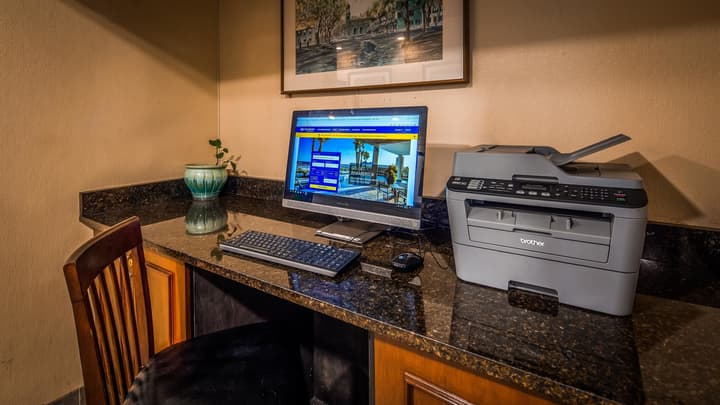 Best Western Adams Inn Quincy-Boston