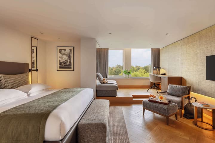 Royal Garden Hotel