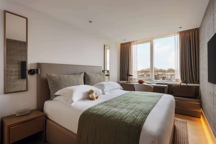 Royal Garden Hotel