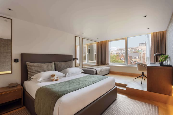 Royal Garden Hotel