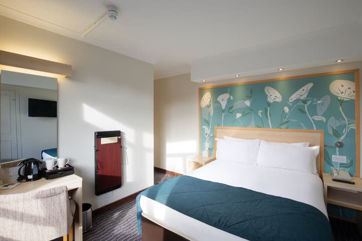 Bedford Hotel