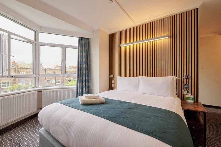 Bedford Hotel