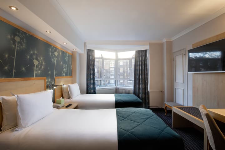 Bedford Hotel