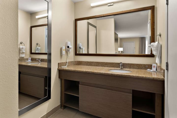 Comfort Inn & Suites Sequoia/Kings Canyon