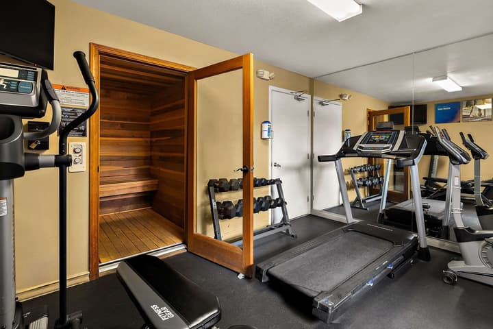Comfort Inn & Suites Sequoia/Kings Canyon