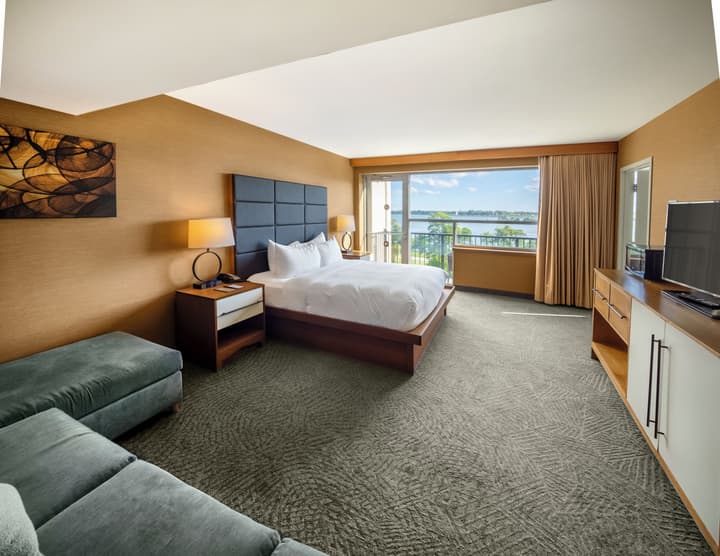 DoubleTree by Hilton Hotel Niagara Falls New York