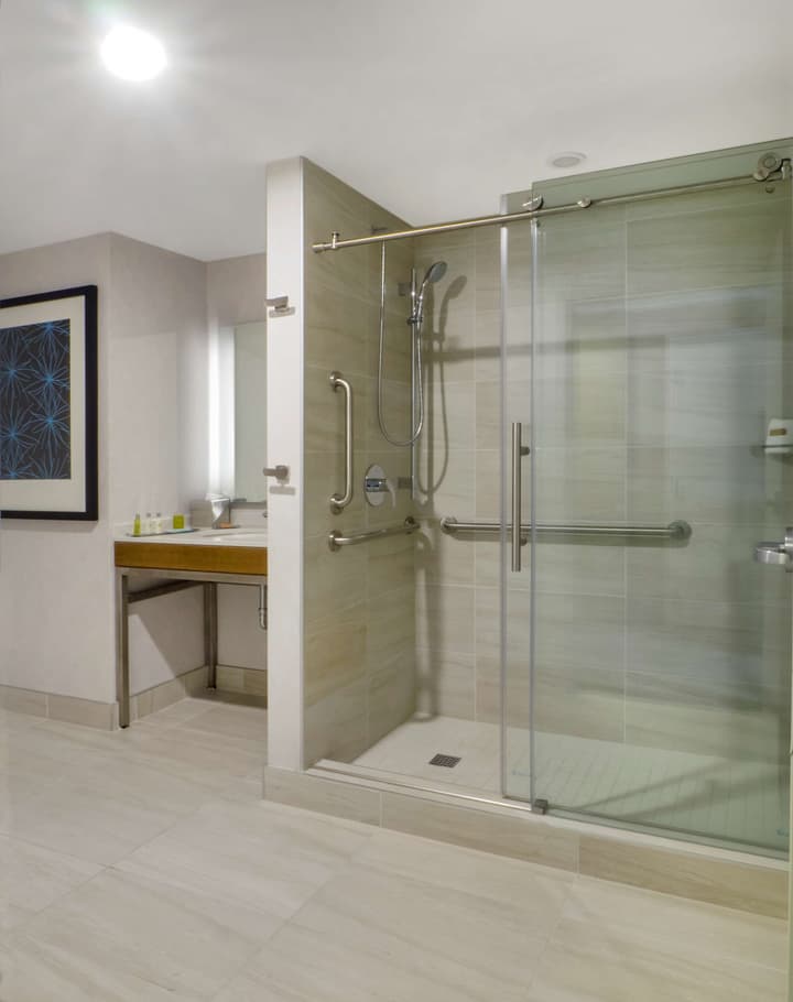 DoubleTree by Hilton Hotel Niagara Falls New York