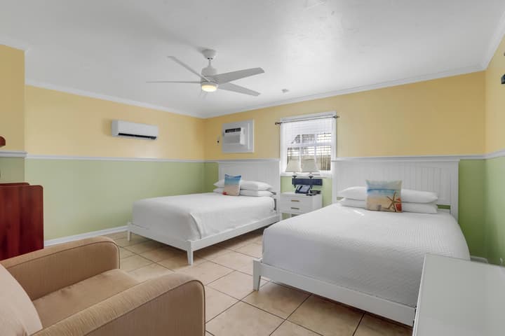The Palms Hotel