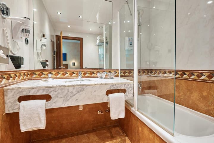 Hotel Garbi Millenni