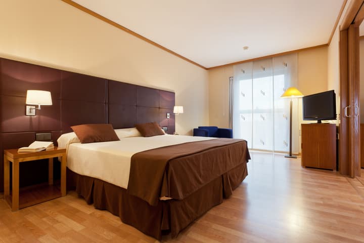 Senator Parque Central Hotel