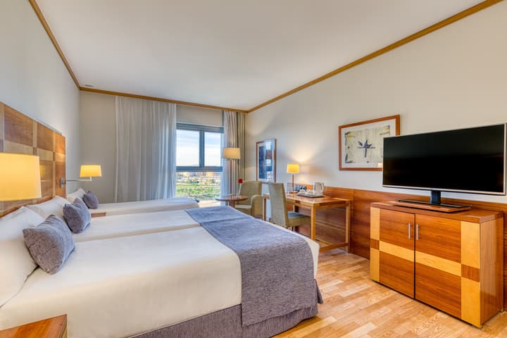 Senator Parque Central Hotel