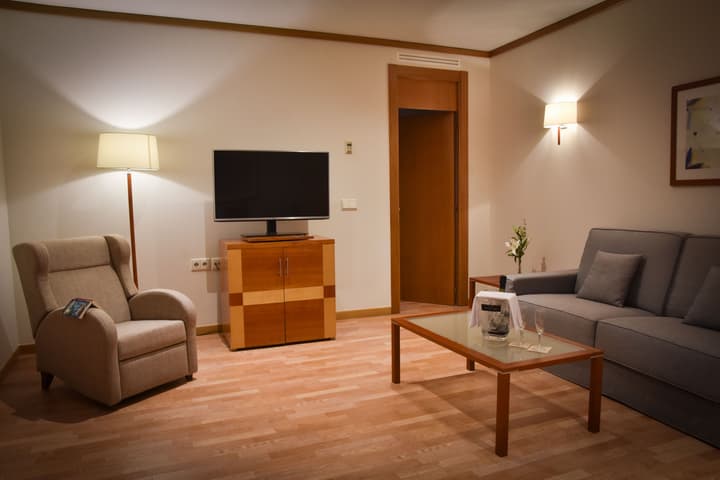 Senator Parque Central Hotel