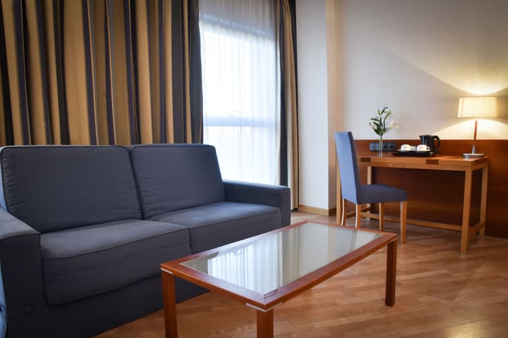 Senator Parque Central Hotel