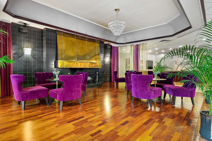 Best Western Royal Star
