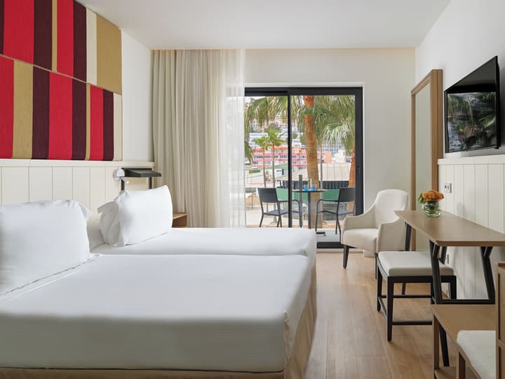 H10 Casa del Mar