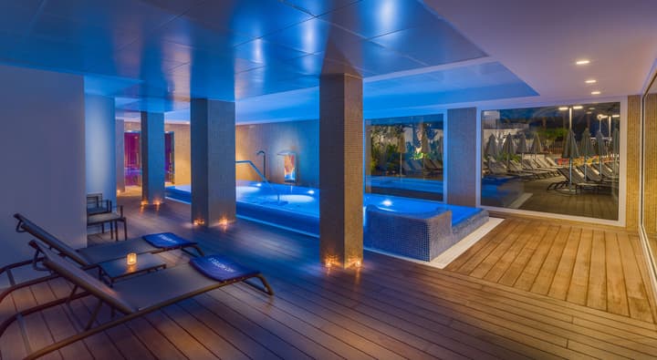 H10 Casa del Mar