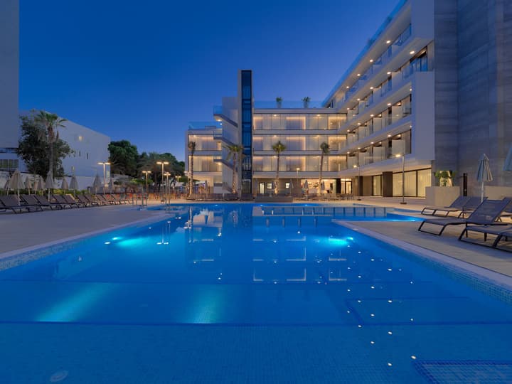 H10 Casa del Mar
