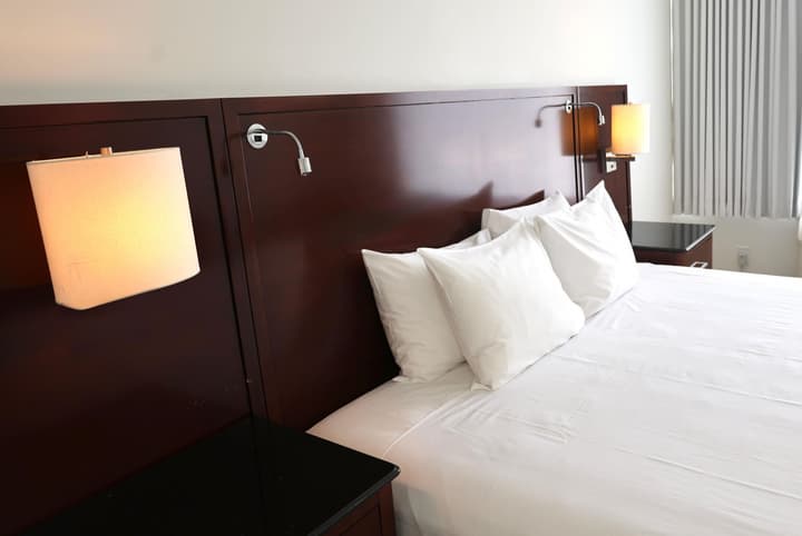 Travelodge by Wyndham Hotel & Convention Centre Quebec City