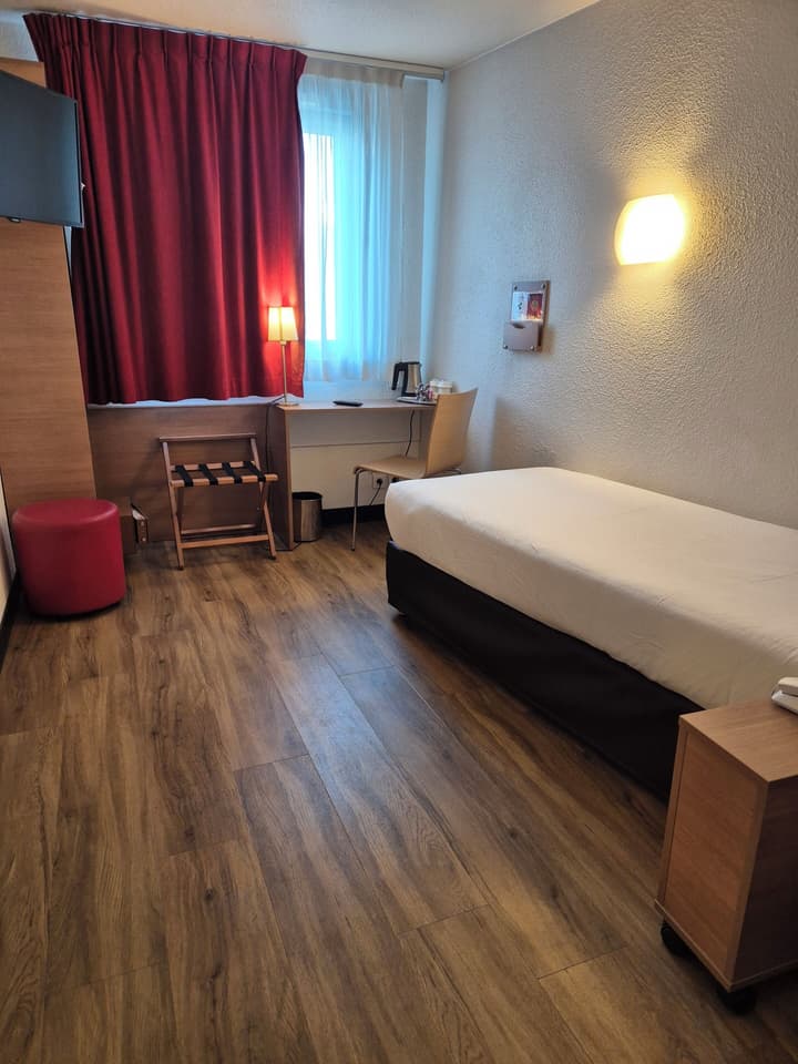 CAMPANILE PARIS 12 - Bercy Village