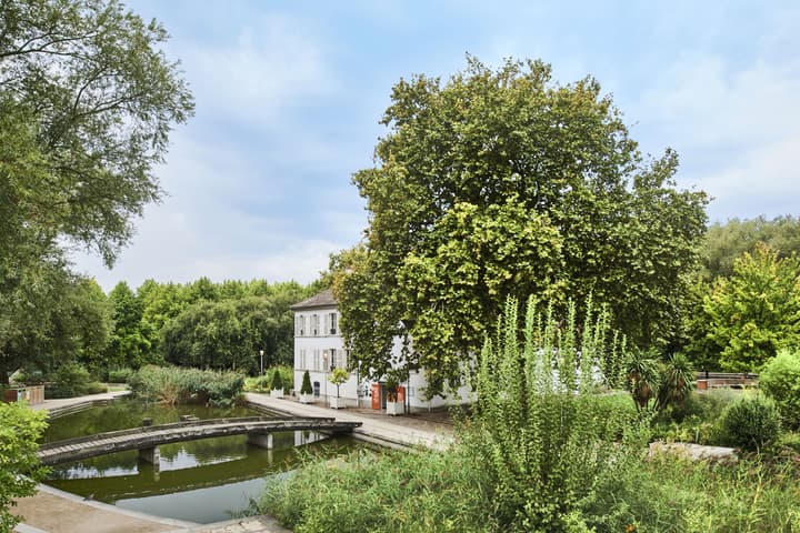 CAMPANILE PARIS 12 - Bercy Village