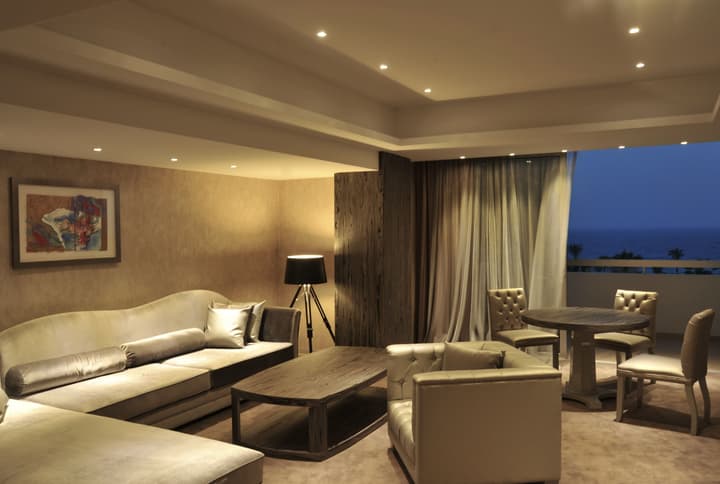 Adams Beach Hotel & Spa