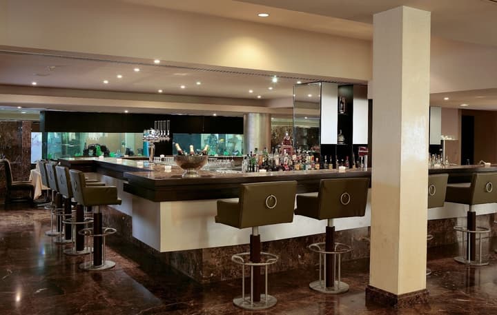 Adams Beach Hotel & Spa