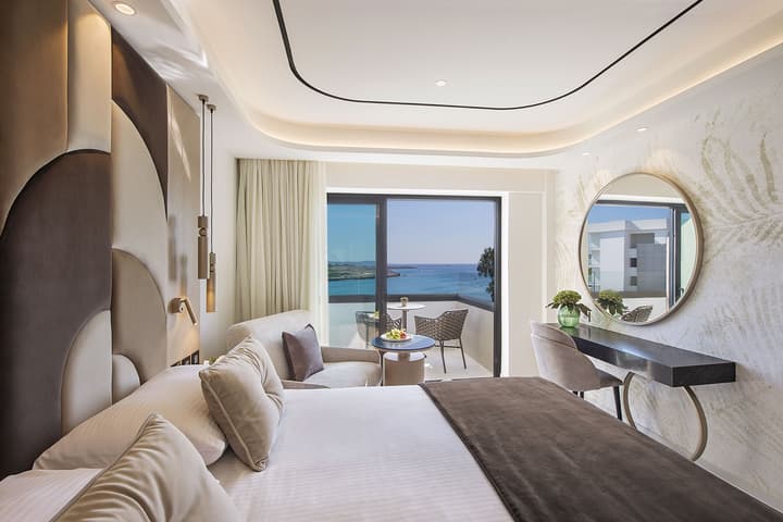 Adams Beach Hotel & Spa
