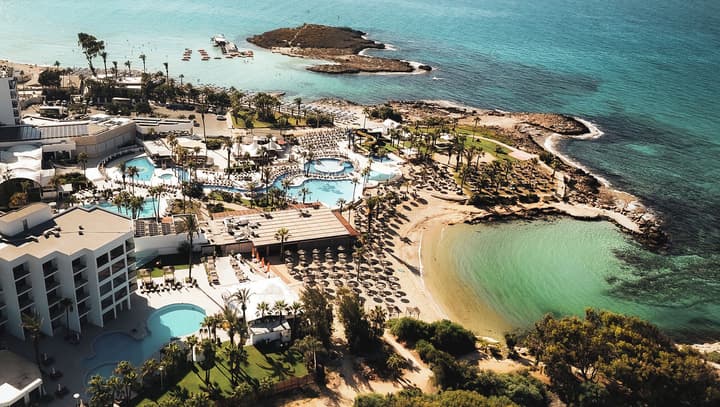 Adams Beach Hotel & Spa