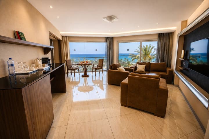 Adams Beach Hotel & Spa