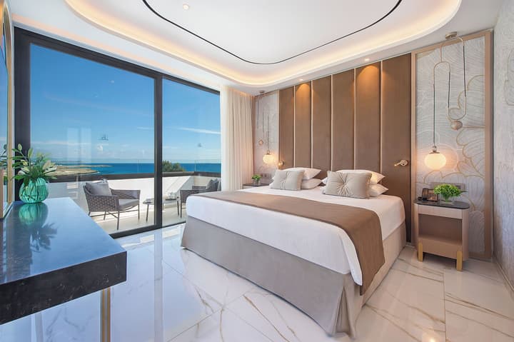 Adams Beach Hotel & Spa