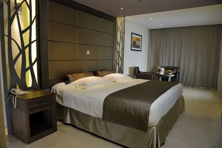 Adams Beach Hotel & Spa
