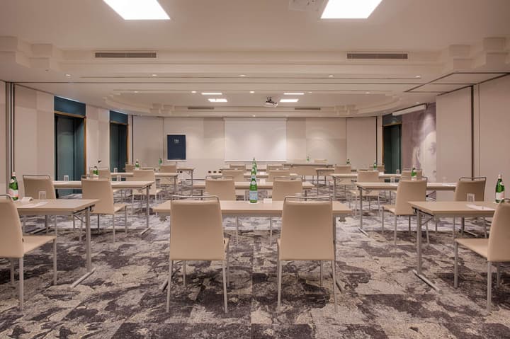 NH Roma Villa Carpegna