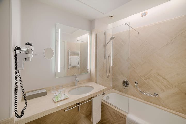 NH Roma Villa Carpegna