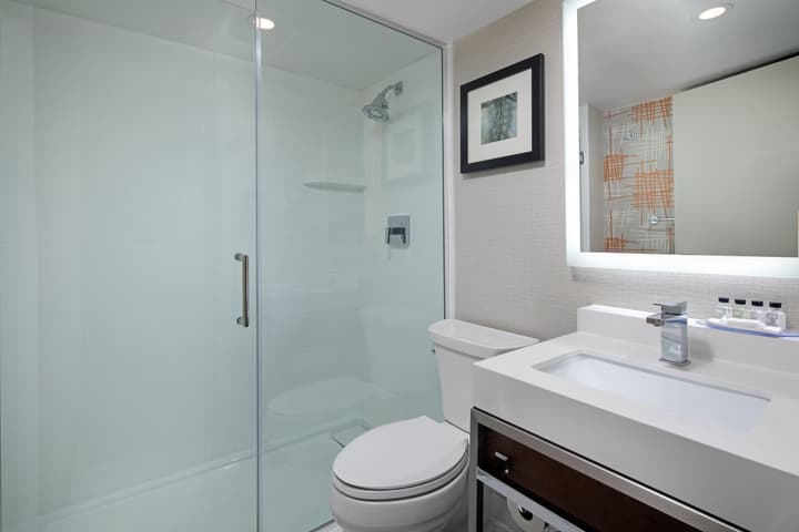 Crowne Plaza Toronto Airport by IHG