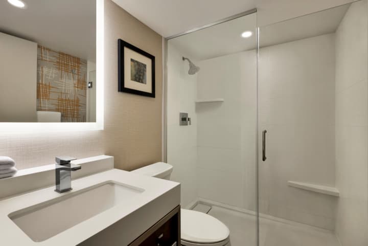 Crowne Plaza Toronto Airport by IHG