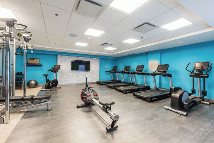 Crowne Plaza Toronto Airport by IHG