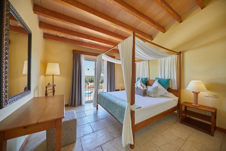 Pula Suites Boutique Resort