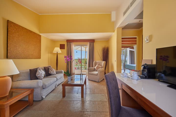 Pula Suites Boutique Resort