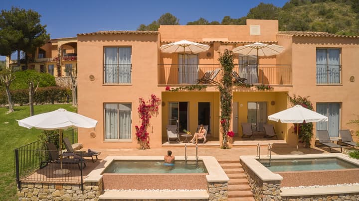 Pula Suites Boutique Resort